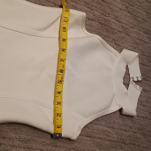 Sexy white dress - Picture 9 of 13